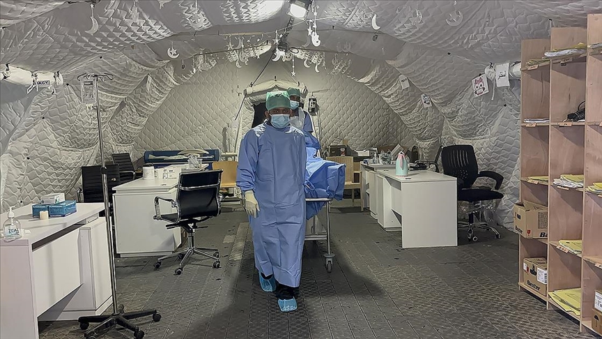 Fələstin Qızıl Ayparası İsrailin hücumlarına görə Rəfahdakı səhra xəstəxanasını boşaldıb