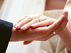 Bu əcnəbilərlə evlənmək istəyənlərə qadağa