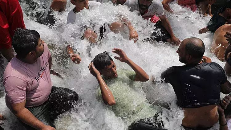 Hindistanda həddindən artıq istilər can almaqda davam edir