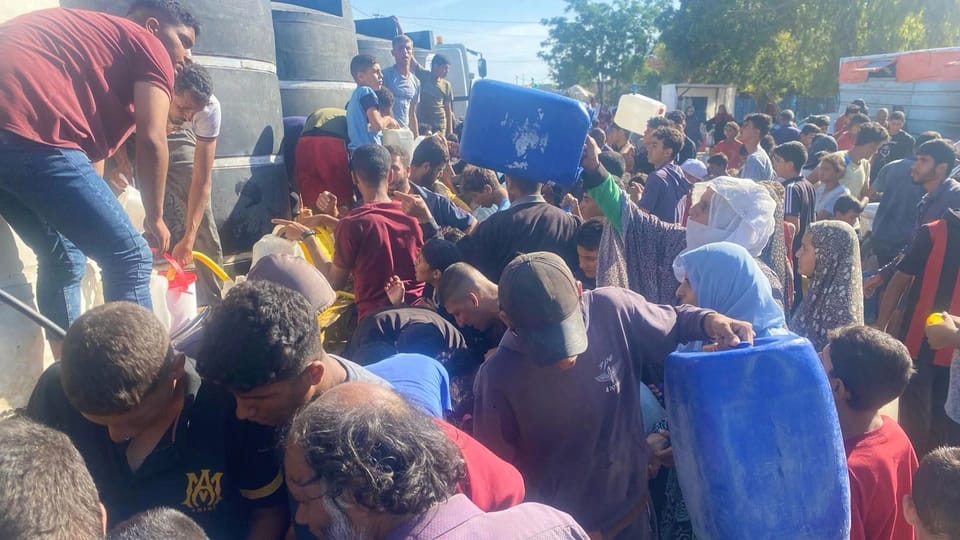 Qəzzada sutəmizləyici qurğular bağlanması nəticəsində insanlar susuz qalıb