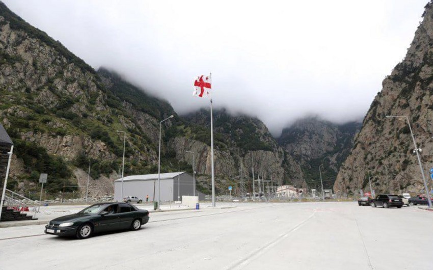 Gürcüstan-Rusiya sərhədində 