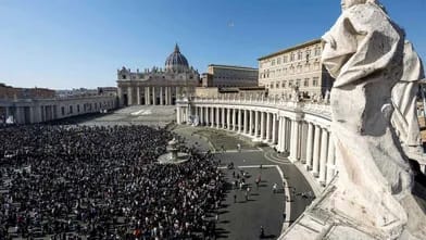 İtalyada əlyazmanı Vatikana satmağa çalışan şəxs saxlanıldı