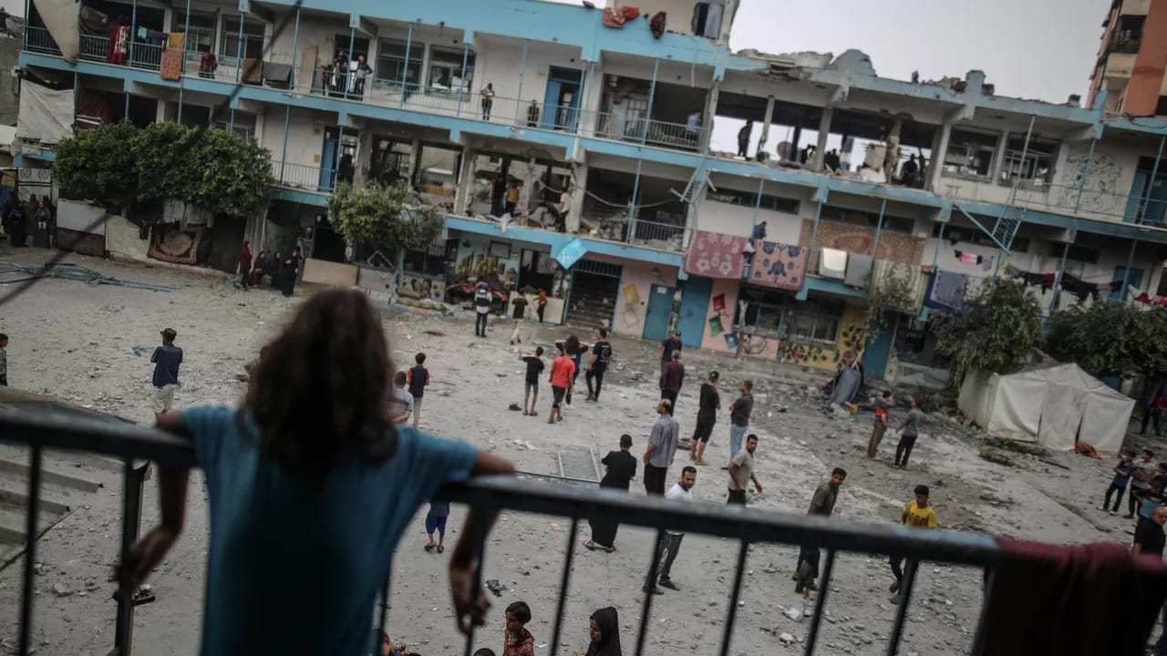 Dünyada məcburi köçkünlərin sayı 120 milyona çatıb