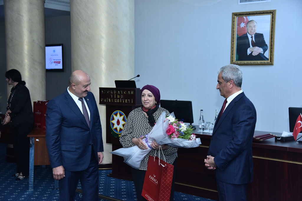 Nəsimi rayonunda Səhiyyə işçiləri günü qeyd olundu