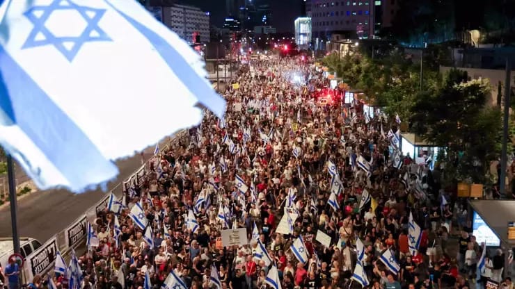 Yarım milyondan çox israilli öz ölkəsini tərk etdi