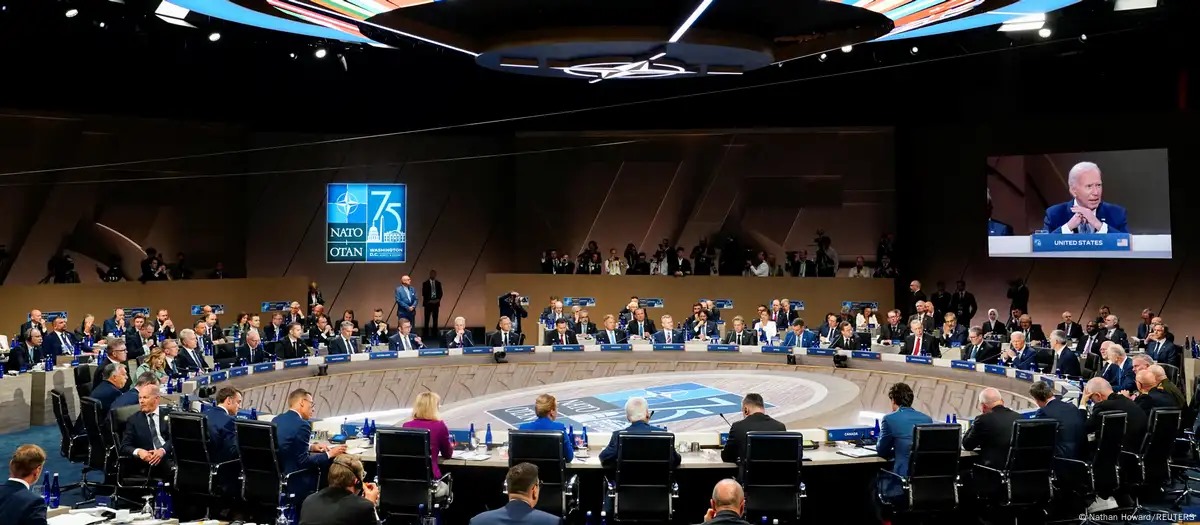 NATO liderləri 38 bənddən ibarət bəyannamə imzaladı