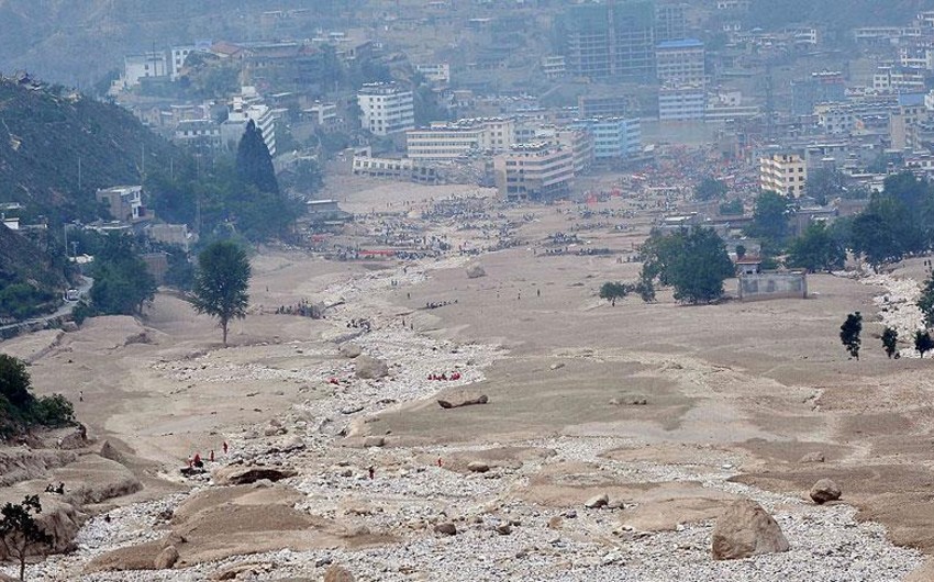 Nepalda torpaq sürüşməsi nəticəsində azı 65 nəfər itkin düşüb