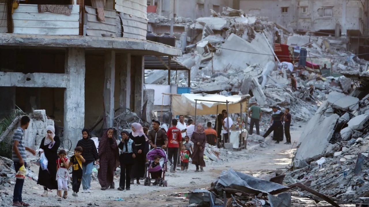 İngiltərənin xarici işlər naziri İsrail və Fələstini ziyarət etdi