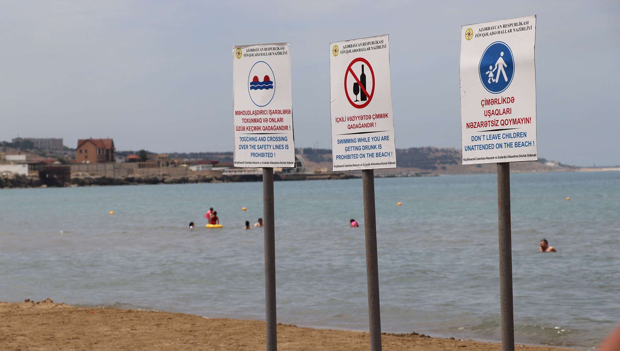 Çimərlikdə qadınların əşyasını oğurlamaqda şübhəli bilinən 66 yaşlı şəxs saxlanılıb