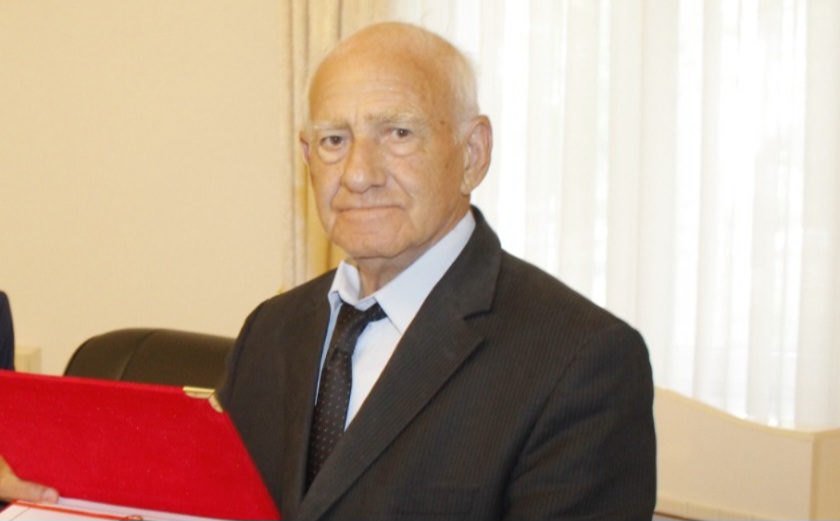 Azərbaycanda keçmiş məmur vəfat etdi