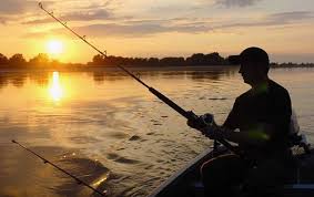 Balıq tutmaq istəyən kişi boğuldu