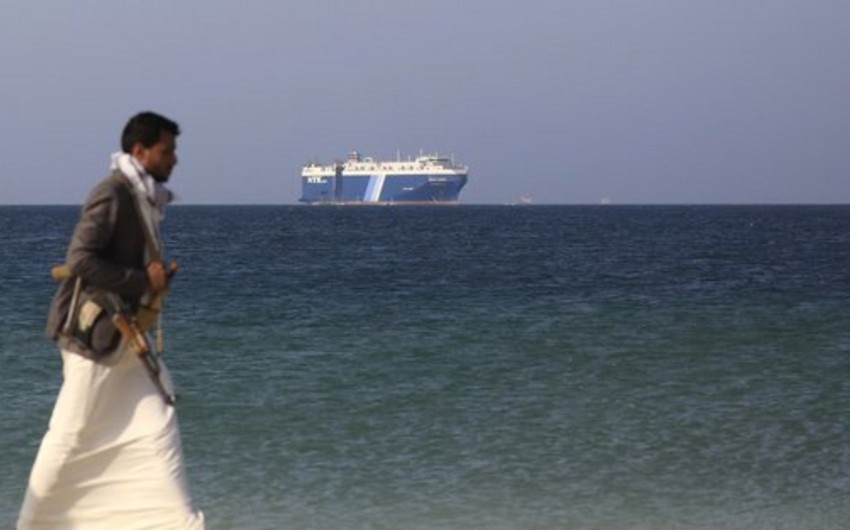 ABŞ Qırmızı dənizdə husilərə məxsus dörd pilotsuz gəmini vurub