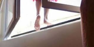 Masallıda qadın dördüncü mərtəbədən yıxılıb