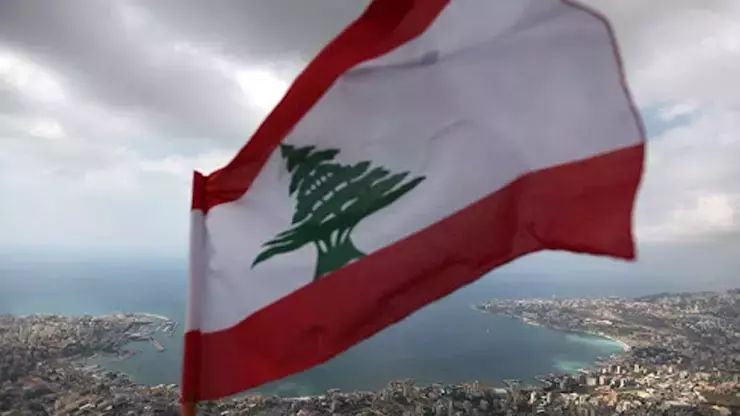 Livan hava məkanının bağlanması ilə bağlı iddiaları rədd edir