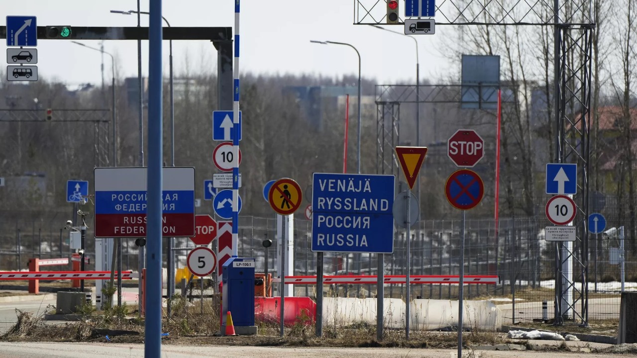 Estoniya Rusiya ilə sərhəddə tam gömrük nəzarəti tətbiq edəcək