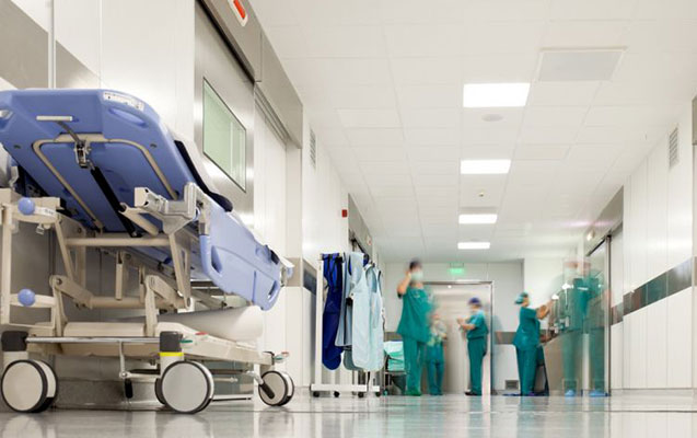 Nəzərdən qorunmaq üçün boynuna dua asdı, 3 nəfər xəstəxanalıq oldu