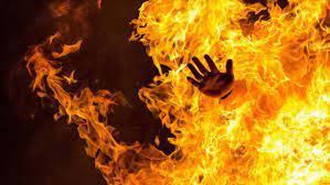 Sabirabadda kimsəsiz şəxs özünü yandırmaq istədi: CƏRİMƏLƏNDİ