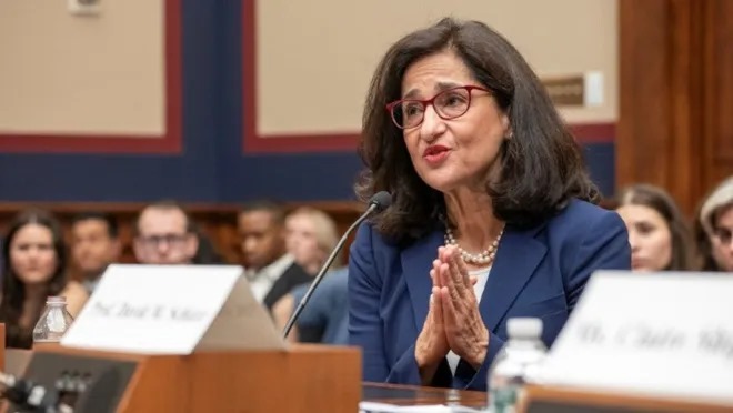 Kolumbiya Universitetinin rektoru istefa verdi