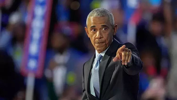 Obama Harrisə dəstək istəyib