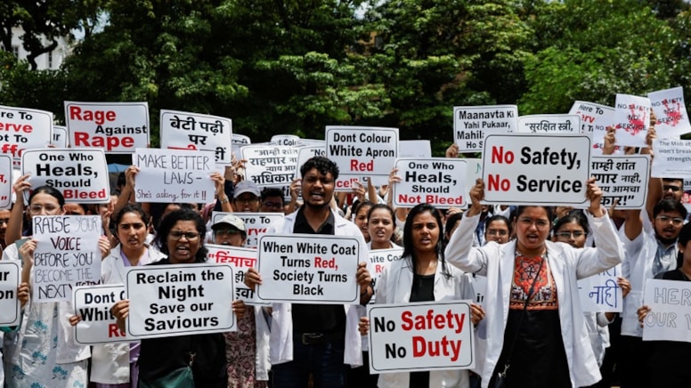 Hindistanda həkimin zorlanaraq öldürülməsi qarşıdurmaya səbəb oldu