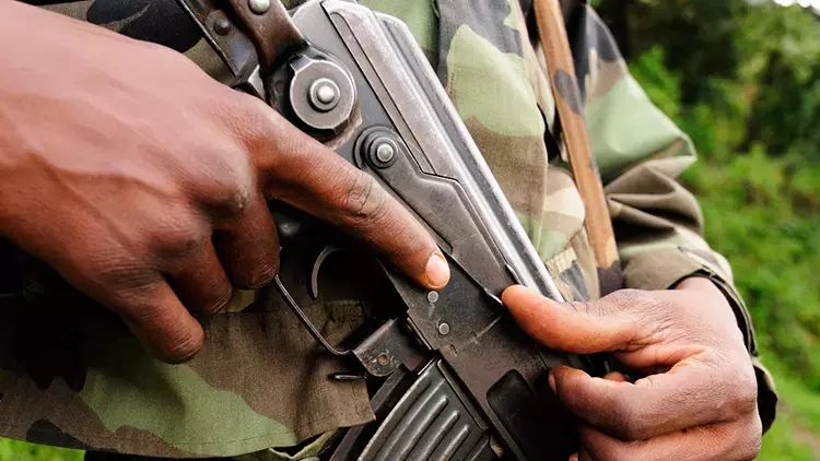 Mozambikdə həbs edilən 10 iranlı dənizçi 18 aydan sonra sərbəst buraxılıb