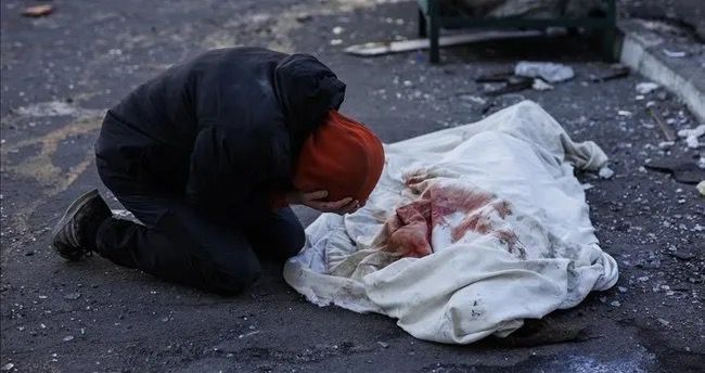 Ukraynadakı müharibədə 11 min 700 dinc sakin həlak olub