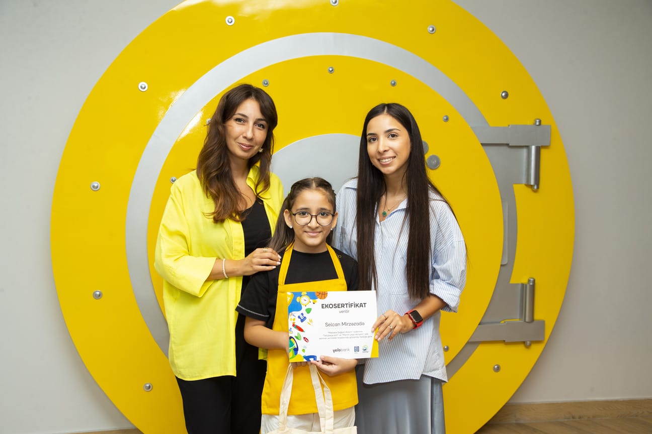 Yelo Bank провел мероприятие для детей в честь возвращения в школу