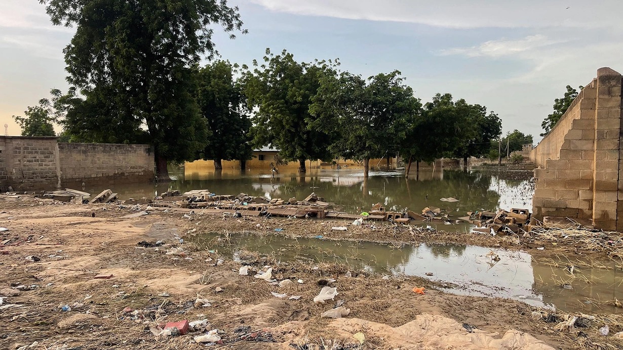 Daşqınlardan sonra onlarla məhbus həbsxanadan qaçıb