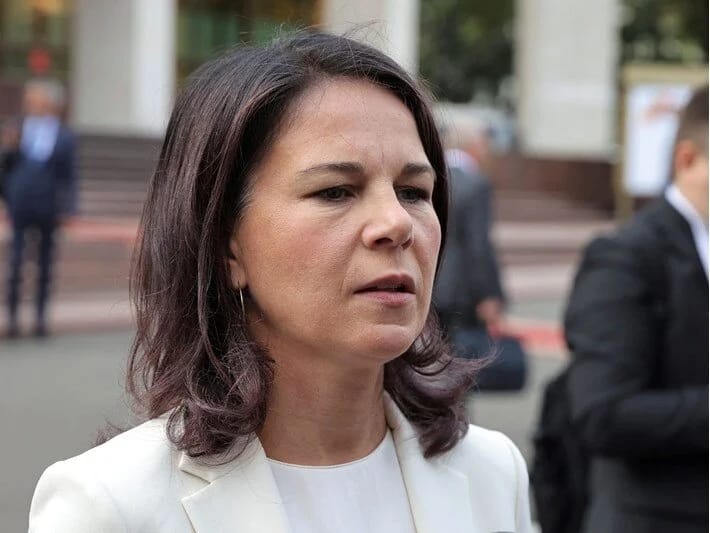 Almaniya Ukraynaya 100 milyon avro verəcək