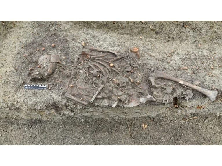 Vampir məzarı tapıldı!