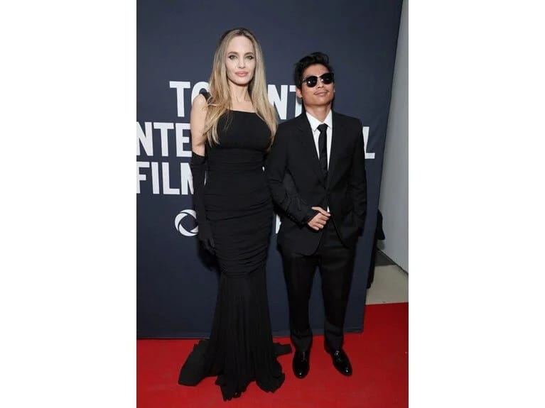 Angelina Jolie oğlu üçün səfərbər oldu: Dünyanın ən yaxşı plastik cərrahları ilə görüşür