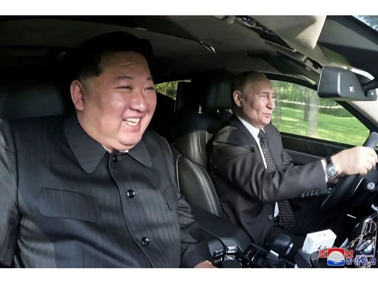 ABŞ-ın təzyiqi altında Şimali Koreya və Rusiya dostluğu