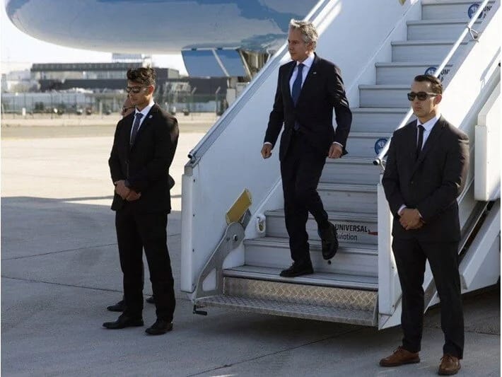 Makron və Blinken Parisdə görüşdülər