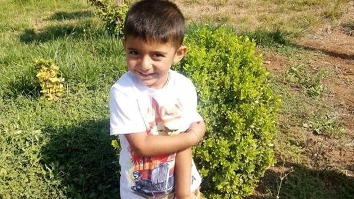 4 yaşlı uşaq traktorun altında qalaraq öldü, ata saxlanıldı