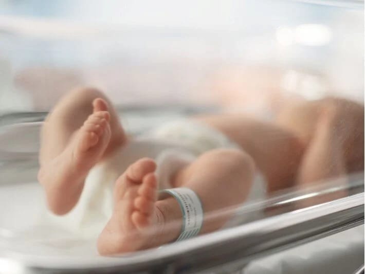 Cənubi Koreyanın ilk təbii beşliyi: 130 min dollar dəyərində dəstək