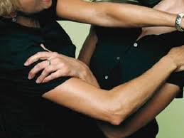 Kişi ona irad bildirən arvadını döydü - HÖKM