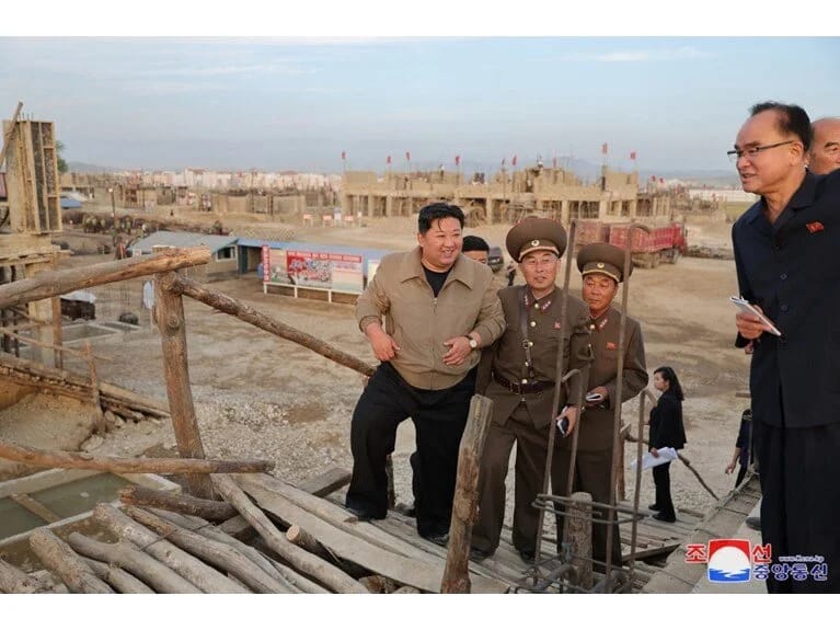 Kim Çen In fəlakət bölgəsində