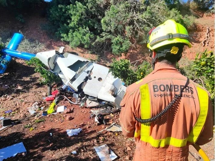 İspaniyada dəhşətli qəza: Helikopter yüksək gərginlikli xəttə çırpılıb