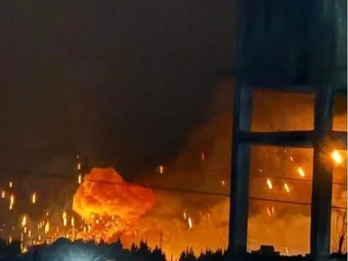 İsrail döyüş təyyarələri Rusiyanın Suriyadakı aviabazasını vurub: Rusiya qüvvələri cavab verib