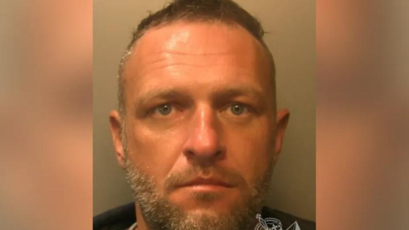 Oğurluq üçün girdiyi evdə əvvəlcə paltarları yudu, daha sonra...