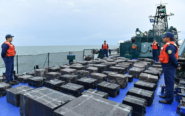 Azərbaycana 330 minlik tütün məmulatı keçirmək istədilər - FOTO