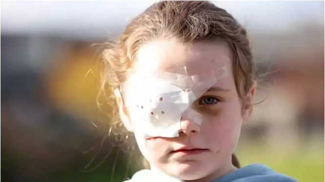 Elektron siqaretin partlaması 7 yaşlı qızı kor etdi