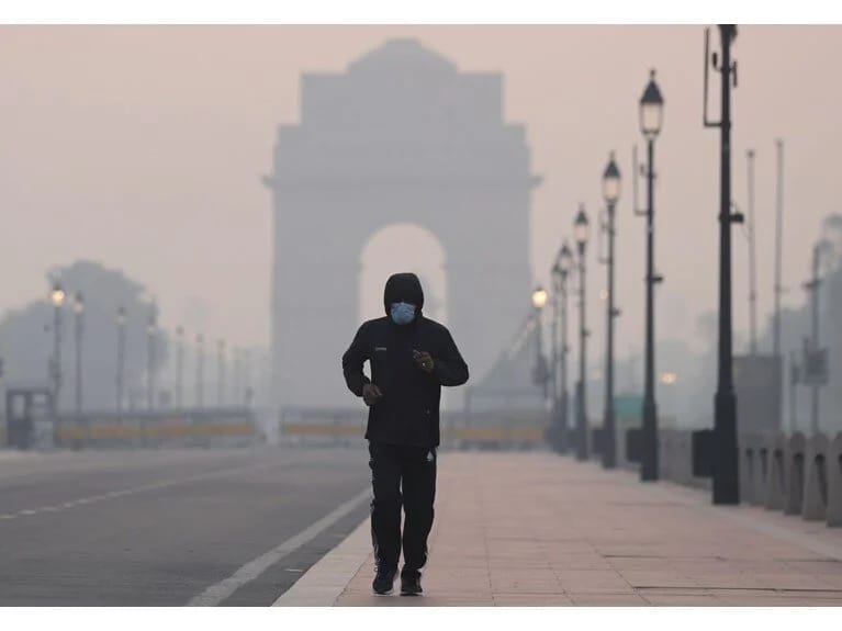 Yeni Dehli atəşfəşanlıqdan sonra dünyanın ən çirkli şəhər olub