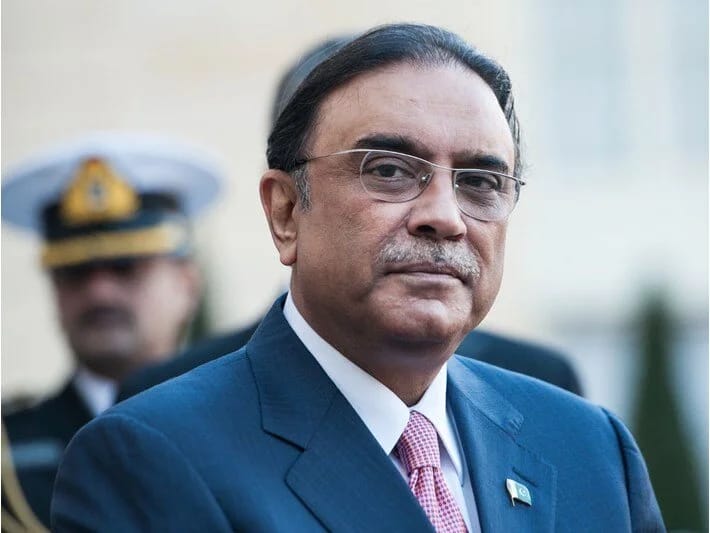 Pakistan prezidenti Zərdarinin ayağı sınıb