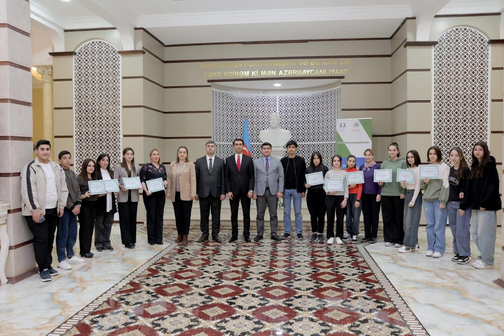 “Gənc fotoovçu yaşıl kənddə” - FOTOLAR