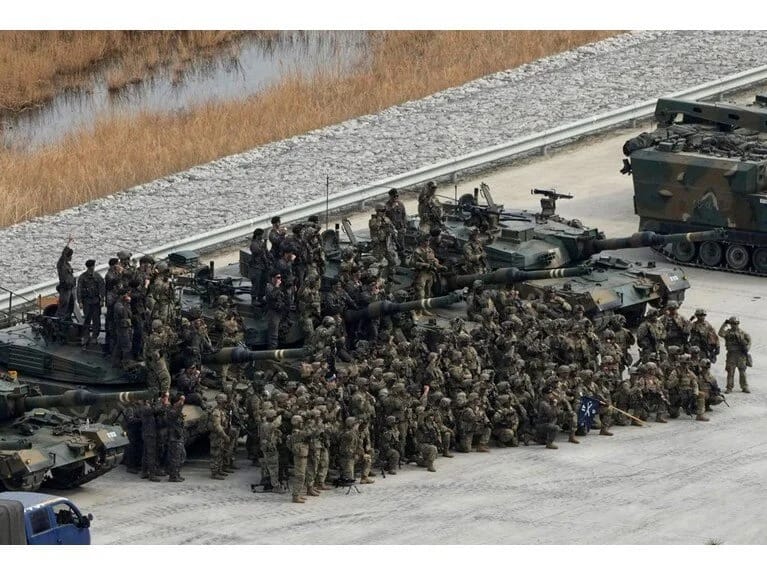 Dünyanı qorxudan ittifaq: Şimali Koreya əsgərləri Rusiyada əməliyyata hazırdır 