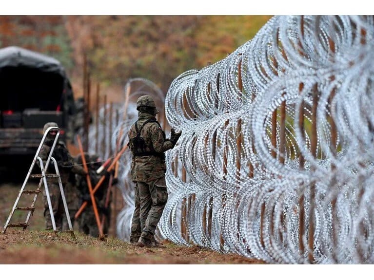 Polşadan 640 kilometrlik Rusiya maneəsi: Şərq Qalxanı!