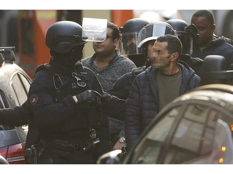 Fransanın paytaxtında girov böhranı: Oğlu işçilərini girov götürdü! 