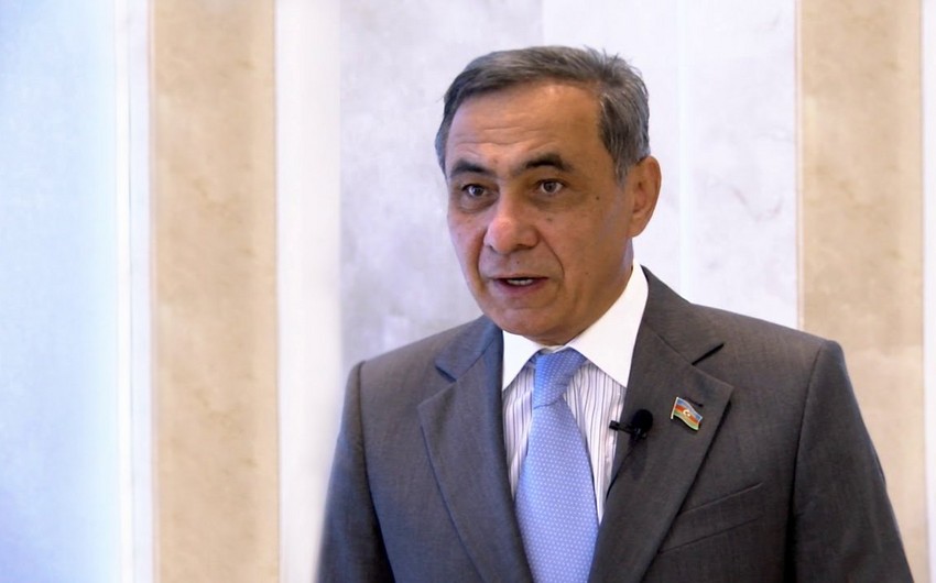 Deputata ağır itki