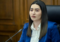 Ermənistanın yeni Daxili İşlər Naziri qadın oldu - FOTO